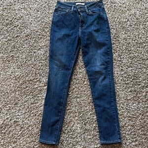 Levi 721 High Rise Skinny Jean